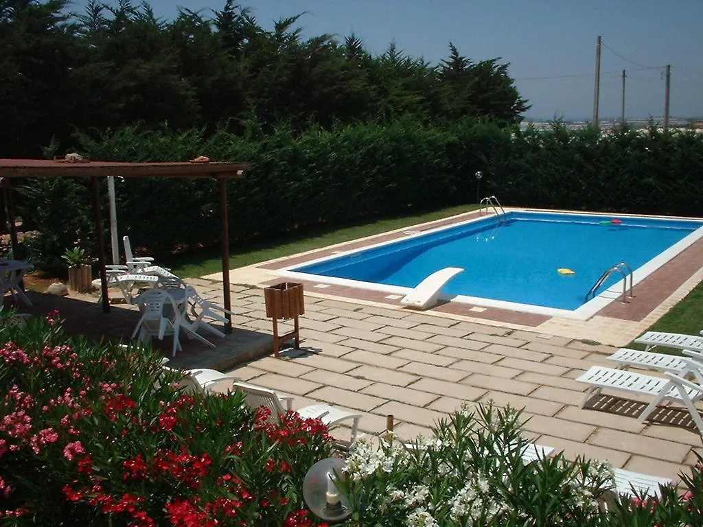 Ferienwohnung L'Araucaria Santa Croce Camerina 0*,