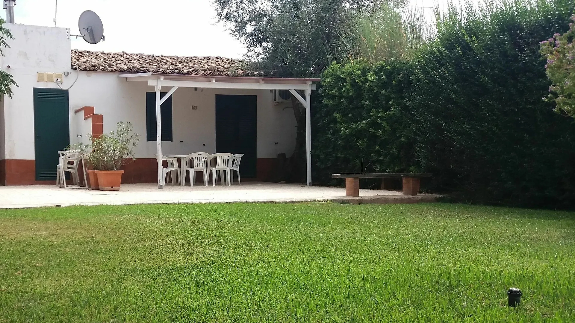 Apartment Ferienwohnung L'Araucaria Santa Croce Camerina Italien